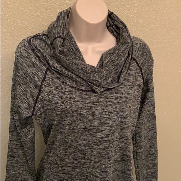 Reebok cold weather cowl neck - Picture 2 of 6